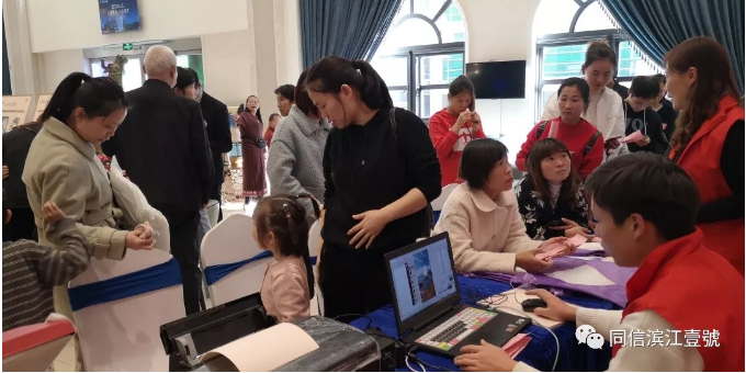 愛心定制抱枕，把幸福抱回家